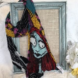 Disney-Sally scarf